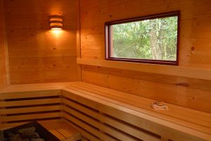Sauna auf dem Erlebnishof Altlewin 12 Sauna auf dem Erlebnishof Altlewin 12